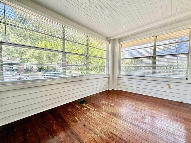 Photo - 607 S Willow Ave