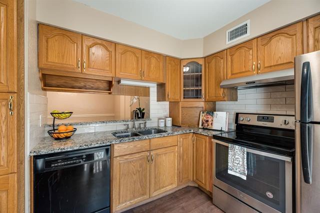 Photo - 859 Dublin Dr Unit D