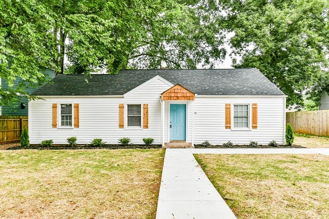Photo - 110 S Gregg St House