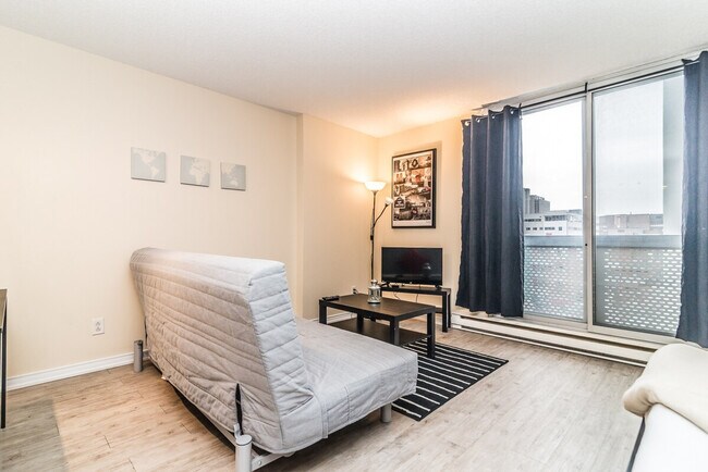 Photo - 1121 Rue De Bullion Unit ID1261768P