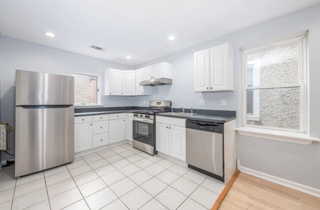 Photo - 1410 W Ritner St