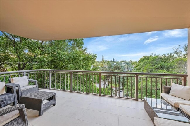 Photo - 10175 Collins Ave Unit 308