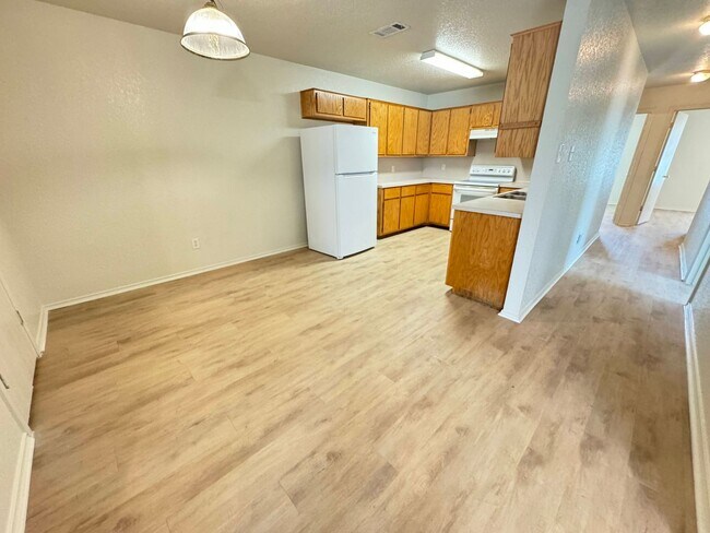 Photo - 2705 Alma Dr Unit # B