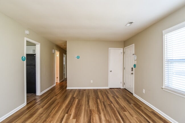 Photo - 6216 Bonnybrook Ln