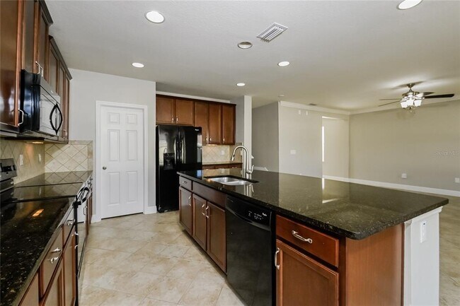 Photo - 10255 Newminster Loop