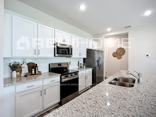Photo - 3323 Briant St
