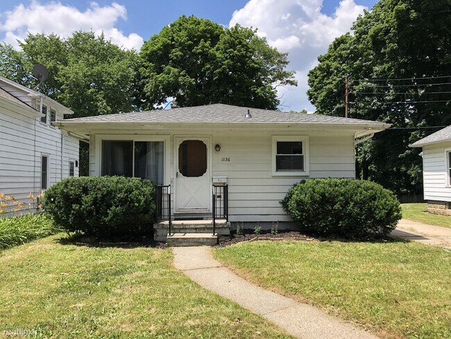 3 br, 1 bath House - 1136 McCullough St - 3 br, 1 bath House - 1136 McCullough St