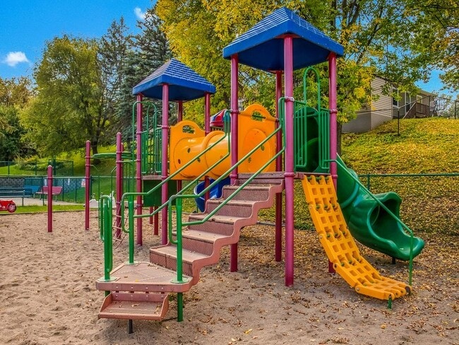 Photo - 12596 Gavotte Ave