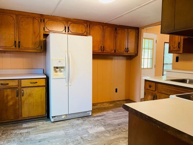 Photo - AVAILABLE AUGUST 2026! (Pet Friendly)