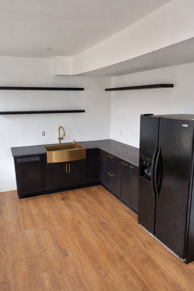 Photo - 1331-1333 Woodland Ave Unidad 1331 Woodland Ave  #2