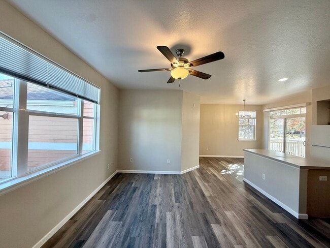 Photo - Beautiful,  2 Bed/2 Bath Condo in High Pla...