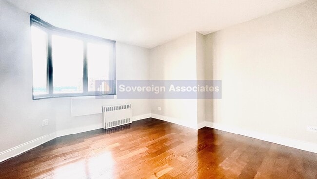 Photo - 3333 Broadway Unidad D30A