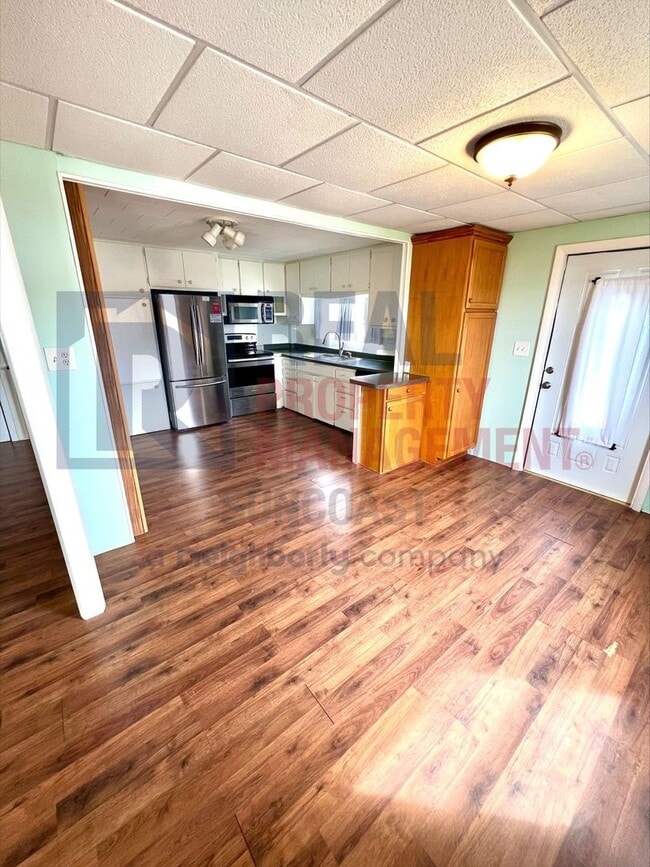 Photo - 1753 Midlothian St