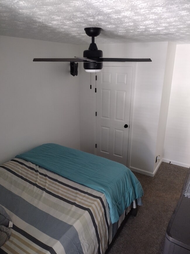 Photo - 11435 South Grove Dr