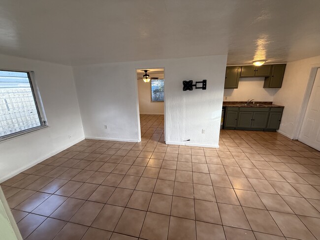 Photo - 69 E Seminole Ave