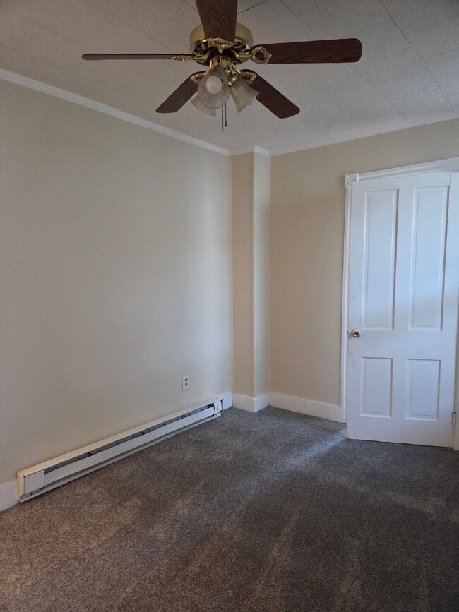 Photo - "Charming 3-Bed Sanctuary in Lebanon – Your Cozy Haven Awaits!"