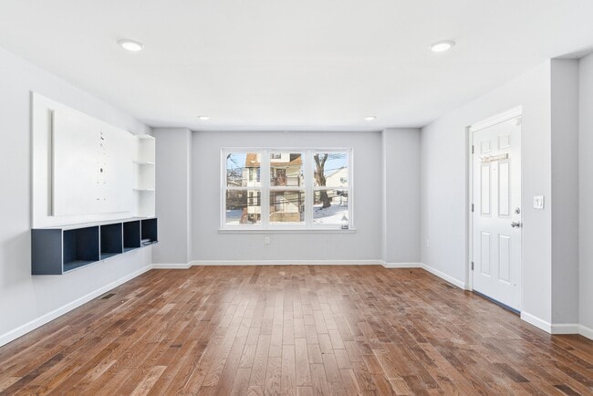 Photo - 168 Johnson Ave Unidad 1st Floor