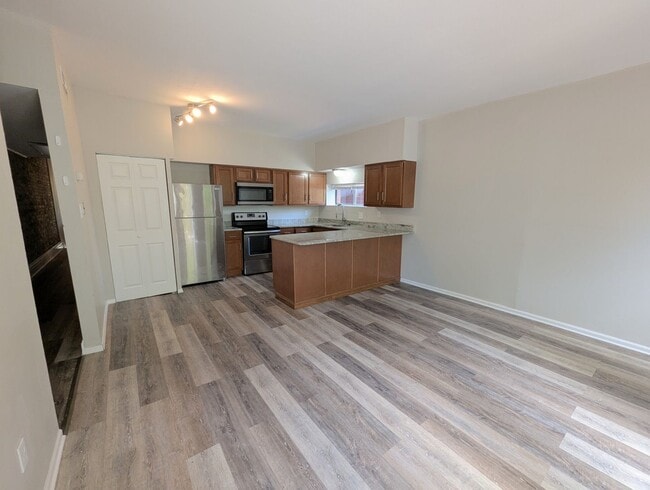 Photo - 4250 Castleman Ave Unit 4250 A