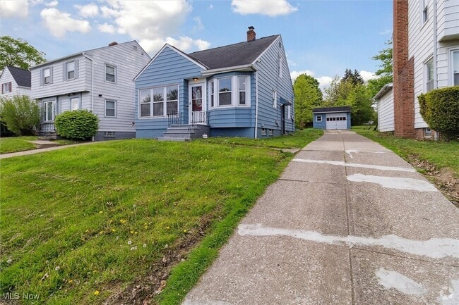 Building Photo - 11108 Wallingford Ave Rental