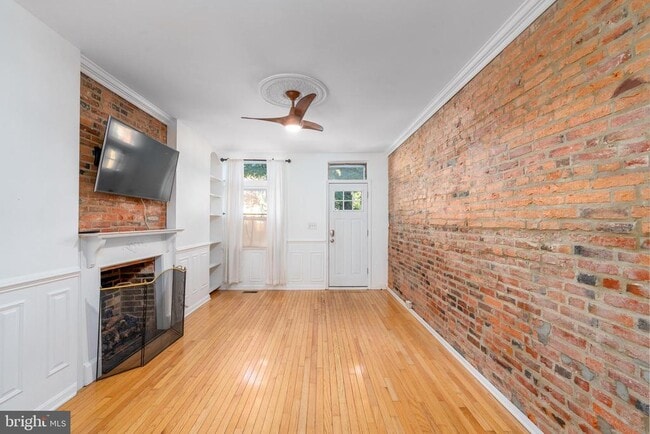 Photo - 306 S Washington St