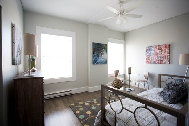 Photo - Grid District - 50 Franklin