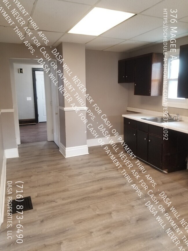 376 Magee 3 Bed / 1 Bath Rental House Rental in Rochester, NY