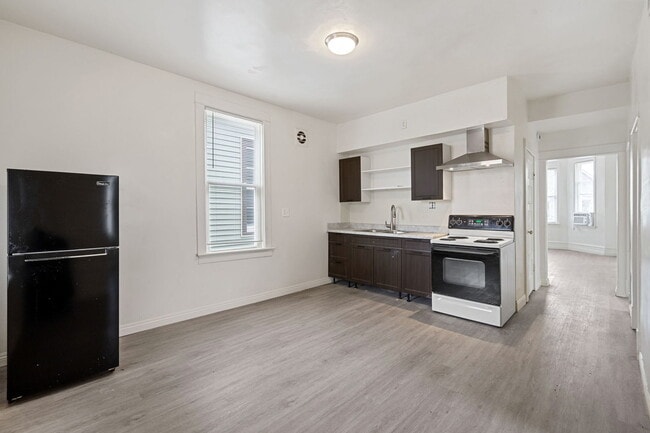 Photo - 8231 S Coles Ave