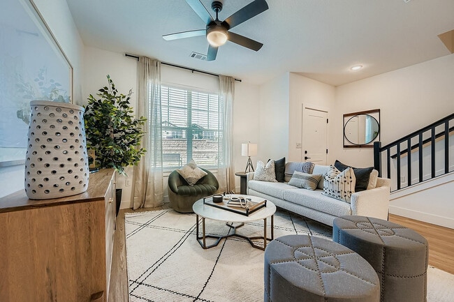 Sala de estar | Ara Townhomes & Flats