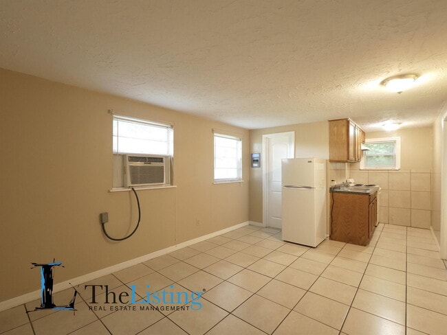 Photo - 2735 Bungalow Blvd