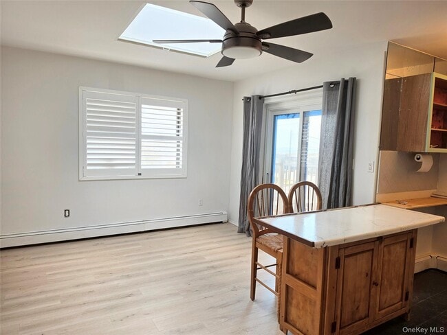 Photo - 475 W Broadway Unit B2