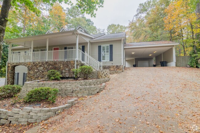 Building Photo - Luxury Rental in Green Island Hills