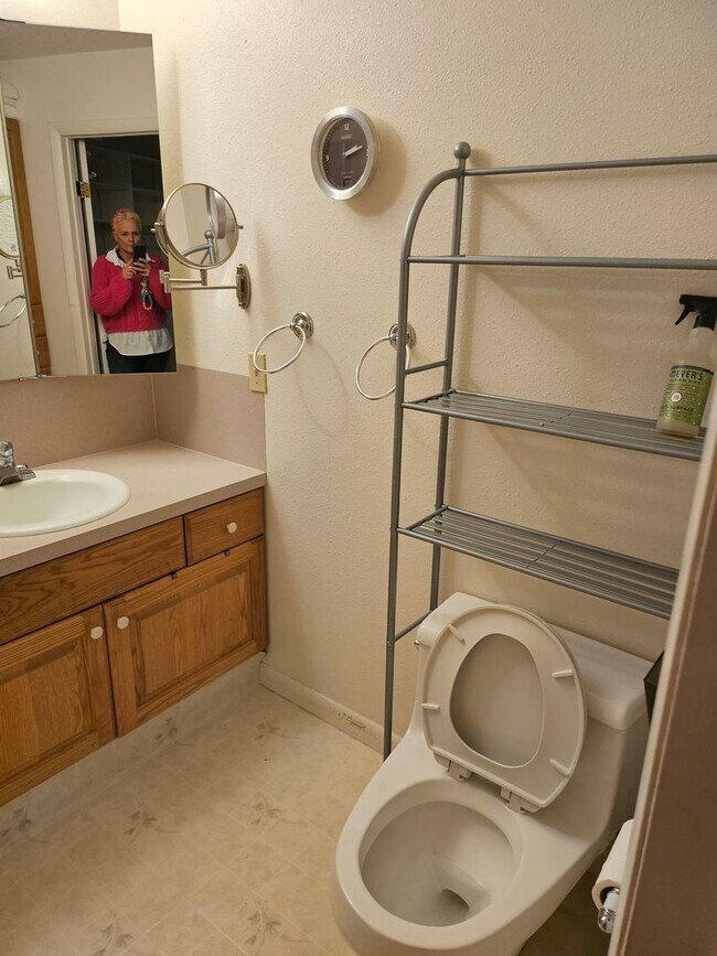 Photo - 837 W 30 S St