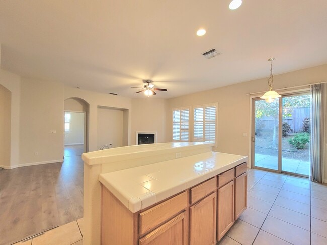 Photo - 6063 Brogan Way