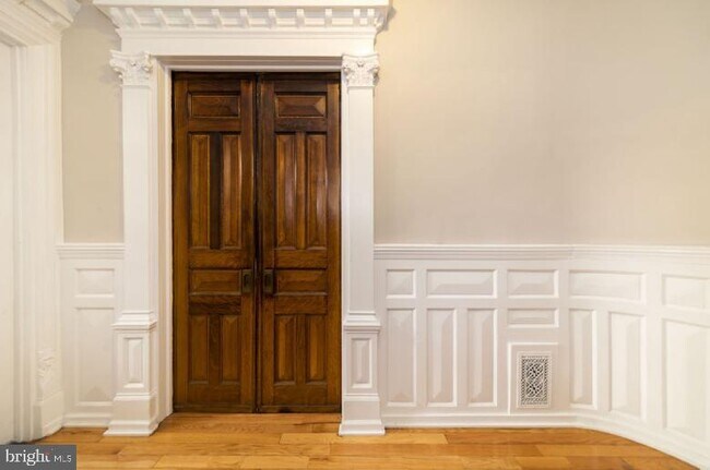 Photo - 2006 Walnut St Unidad 8