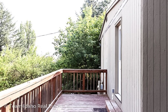 Photo - Taylor Ave Tri-Plex Unit 323