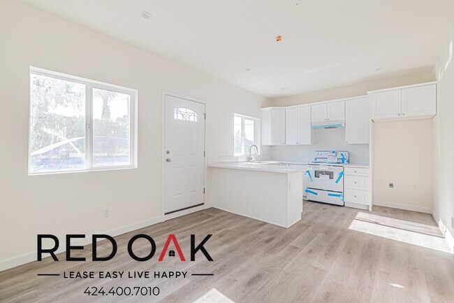Photo - 1028 W 110th St Condo Unit 7