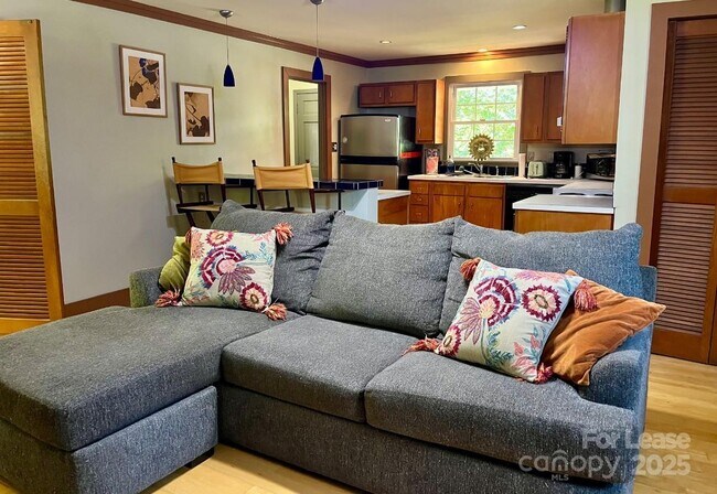 Photo - 6734 Knollgate Dr