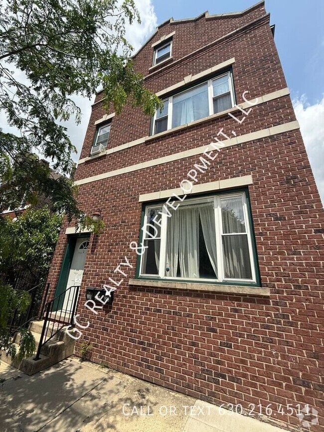 Building Photo - 1512 W 17th St Unit 2R Rental