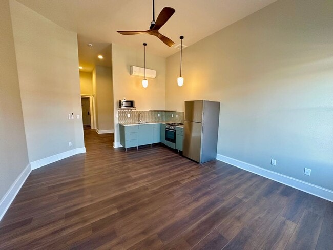 Modern Living with a Touch of Historic Charm - Modern Living with a Touch of Historic Charm Apartamento Unidad 207
