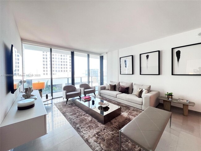 Photo - 68 SE 6th St