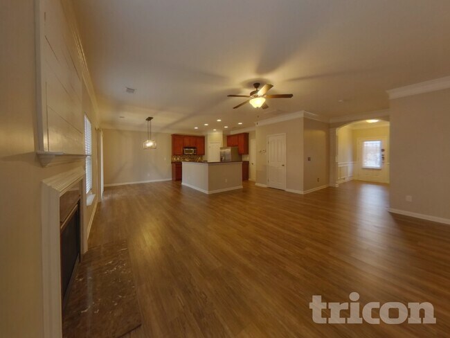 Photo - 510 Norwell Ln