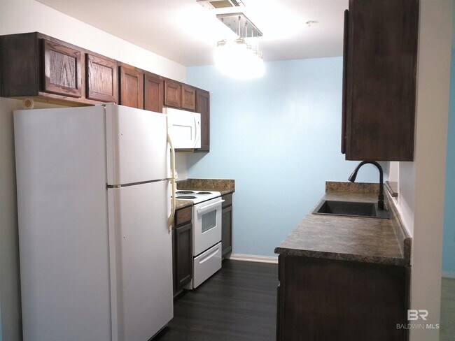 Photo - 1517 Regency Rd