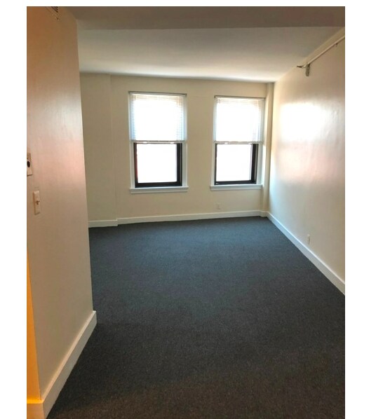 Photo - 461 Commonwealth Ave