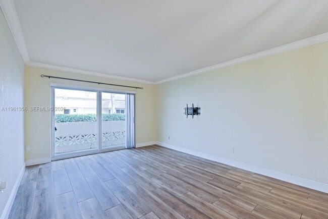 Photo - 14500 SW 88th Ave Unidad 104