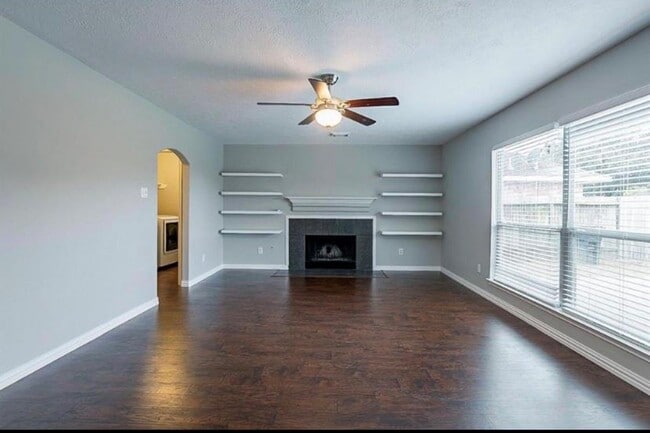 Photo - 18102 Spring Run Ln