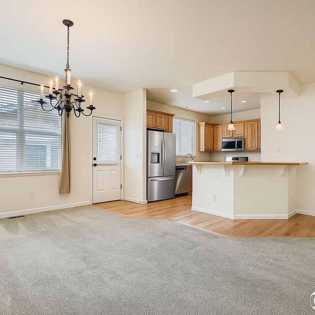 Photo - 300 Riverview Ct