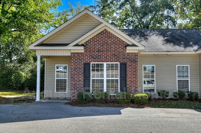 Photo - 2820 Old Riah Rd