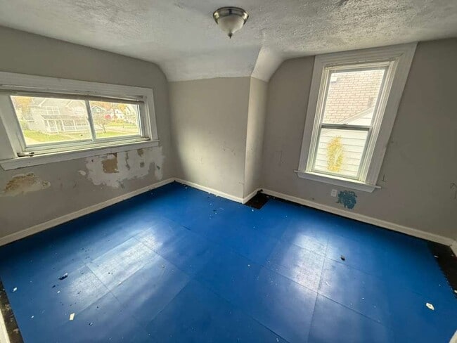 Photo - 3 BED 1.5 BATH BEAUTIFUL SINGLE HOME!