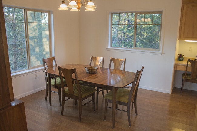 Photo - Furnished Seasonal Rental Through May 31, ...