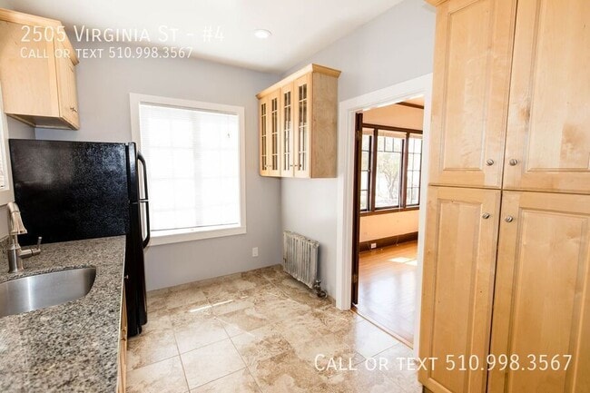 Photo - 2505 Virginia St